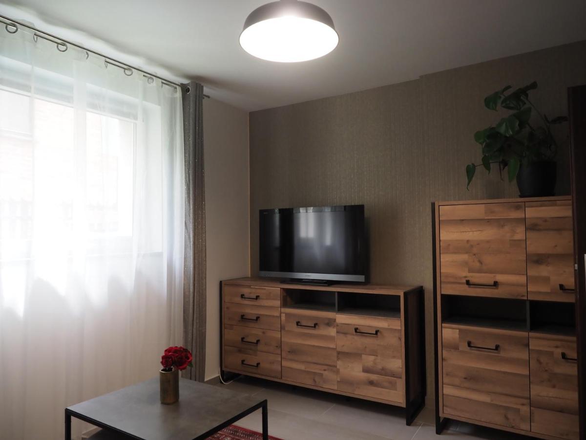 Adobe Apartment - Przytulny I Free Parking Breslavia Esterno foto